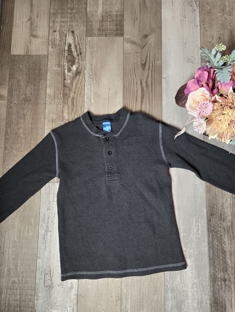 Highland Outfitters Boys Charcoal Gray Size 8 Thermal Henley Waffle Knit Top